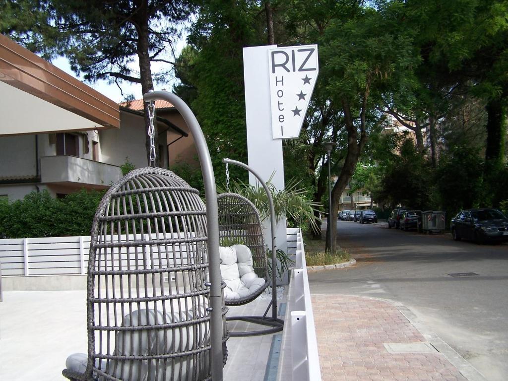 Hotel Riz Cervia Bagian luar foto
