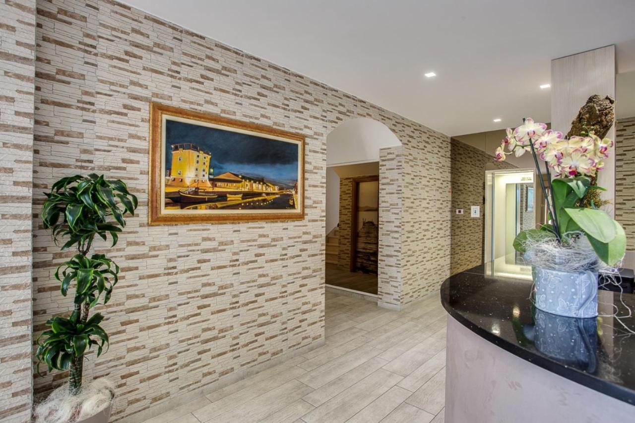 Hotel Riz Cervia Bagian luar foto